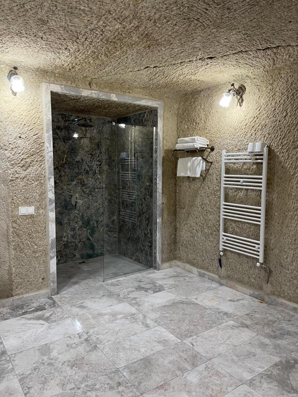 Cappadocia Empire Cave Hotel Göreme Eksteriør billede